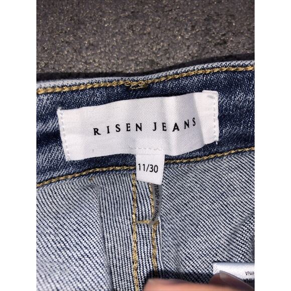 Risen Jeans Tapered Leg Distressed Jeans Size 11/30 - Picture 6 of 8